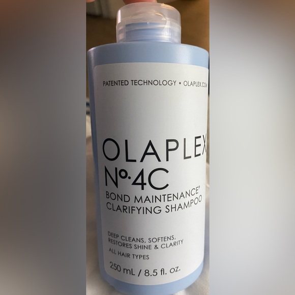 2/$30 Olaplex No. 4C Bond Maintenance Clarifying Shampoo - Picture 10 of 14